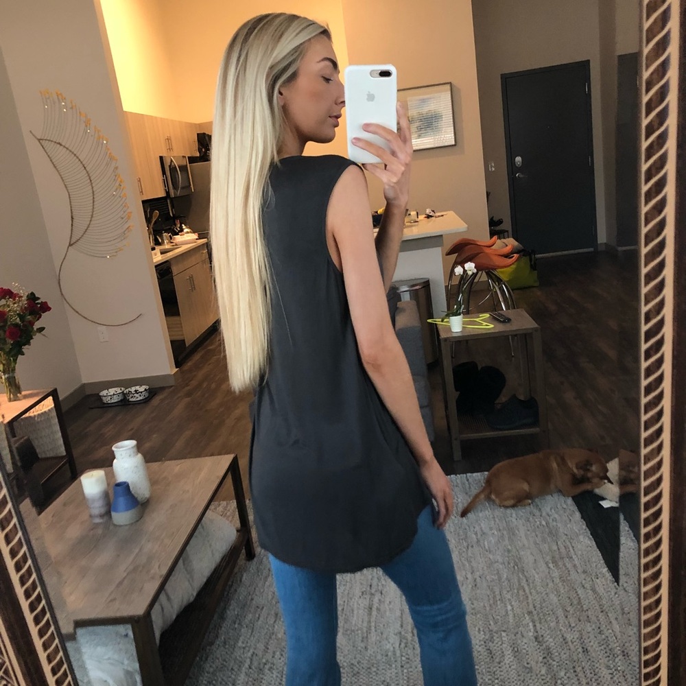 Paige hi-lo top